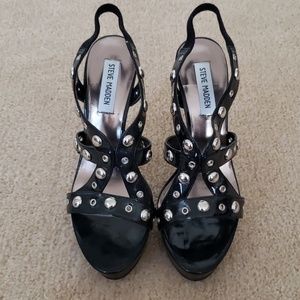 NEW Steve Madden Mellisa Studded Platform Heels